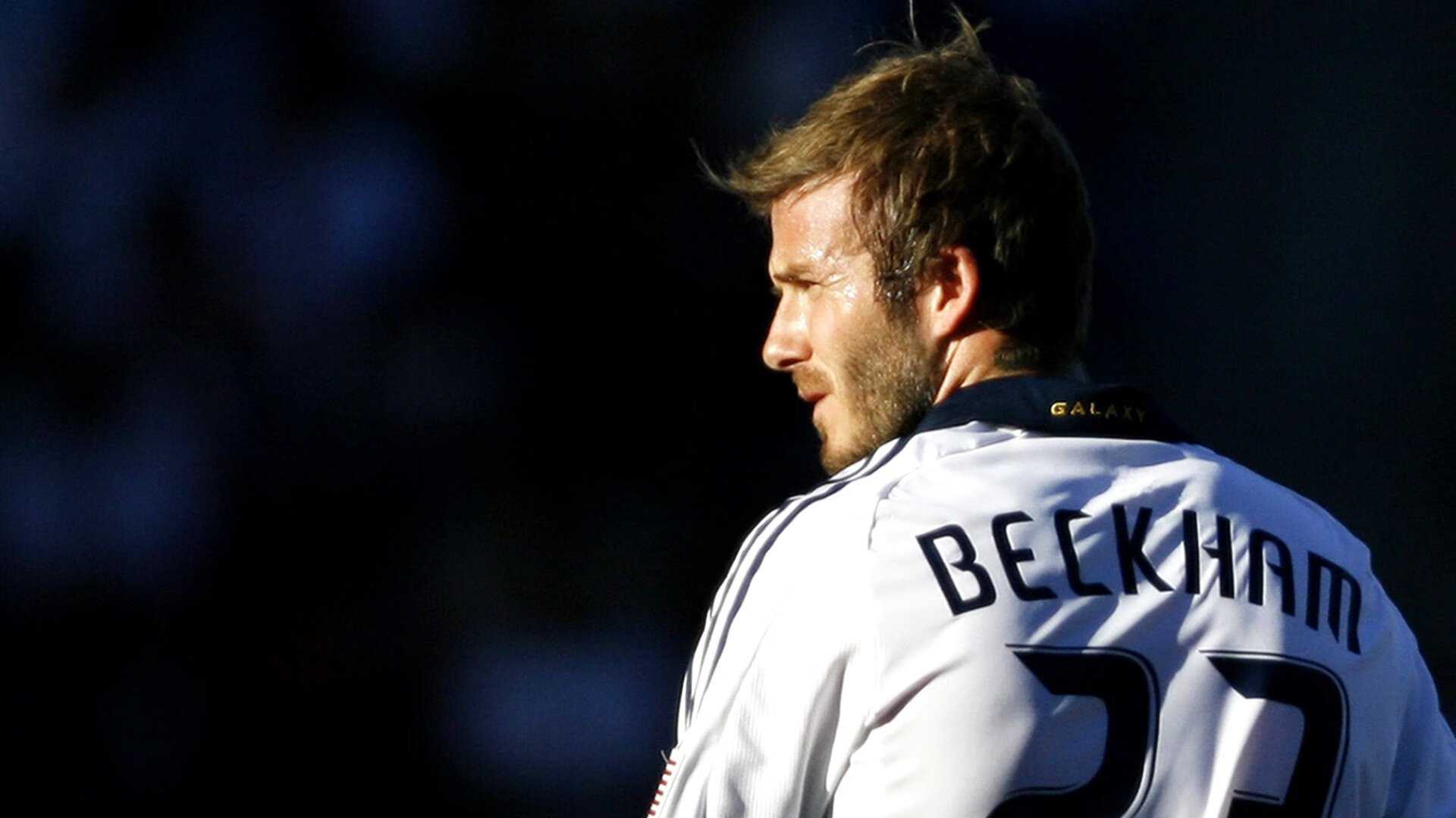 “决赛周兵家必争，全球直播引爆一场棒球狂欢”